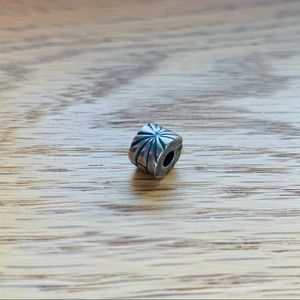 Authentic Pandora Charm - Sunburst Clip